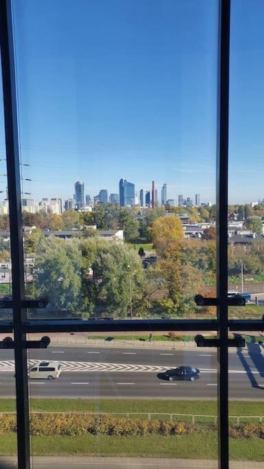 Uroczy Apartament Blisko Centrum Warszawy Apartment Warsaw Exterior photo